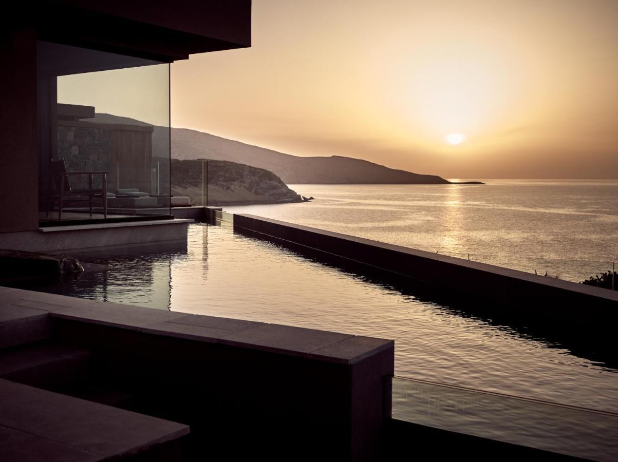 Acro Suites - A Wellbeing Resort (Adults Only) アギア・ペラギア エクステリア 写真