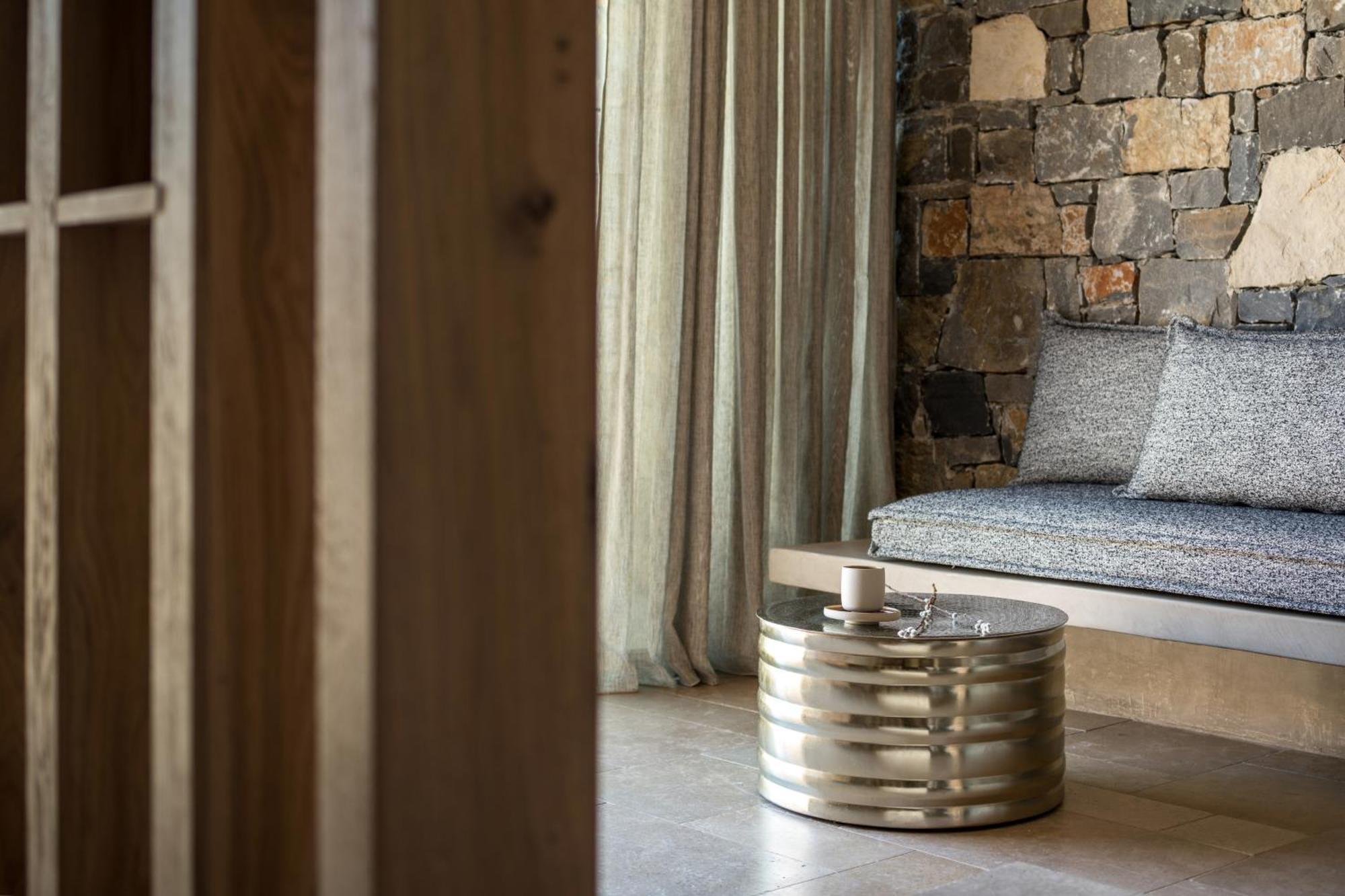 Acro Suites - A Wellbeing Resort (Adults Only) アギア・ペラギア エクステリア 写真